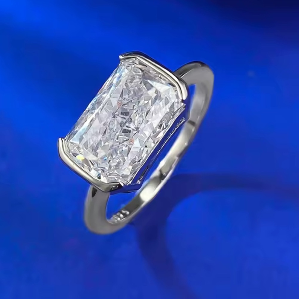 18k 3ct Radiant Cut Ring - Picture 5 of 15